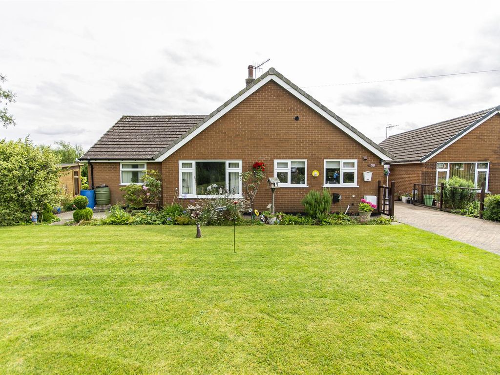 4 bed detached bungalow for sale in Chesterfield Avenue, New