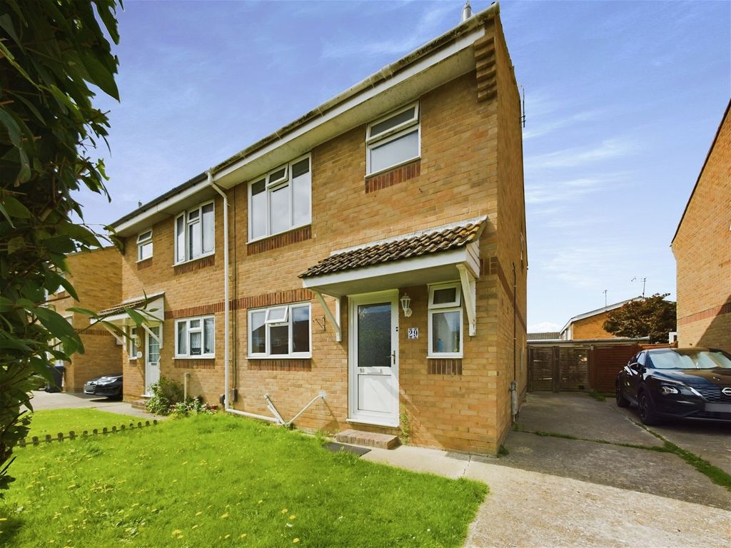 3 bed semidetached house for sale in Chippers Road, Worthing BN13, £
