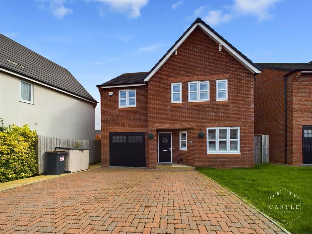 4 bed detached house to rent in Holywell Fields, Hinckley LE10, £1,600 pcm Zoopla