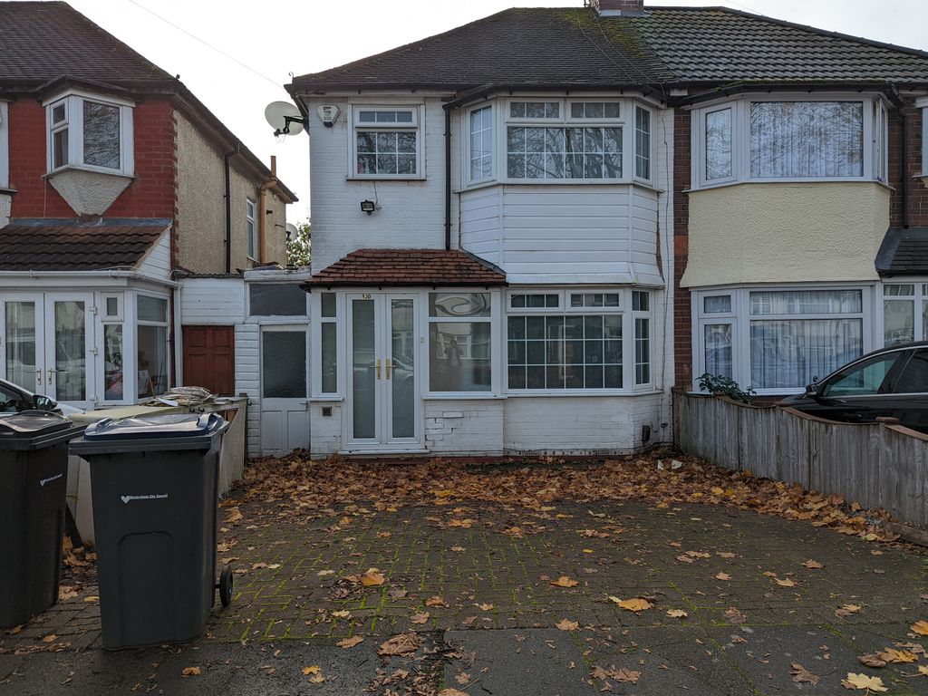 1 bed semidetached house for sale in Teddington Grove, Birmimgham B42