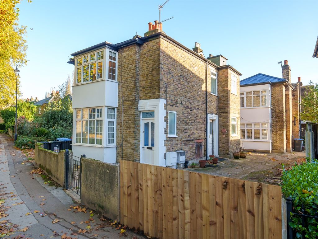 2 bed flat for sale in Chase Side, Enfield EN2, £385,000 Zoopla