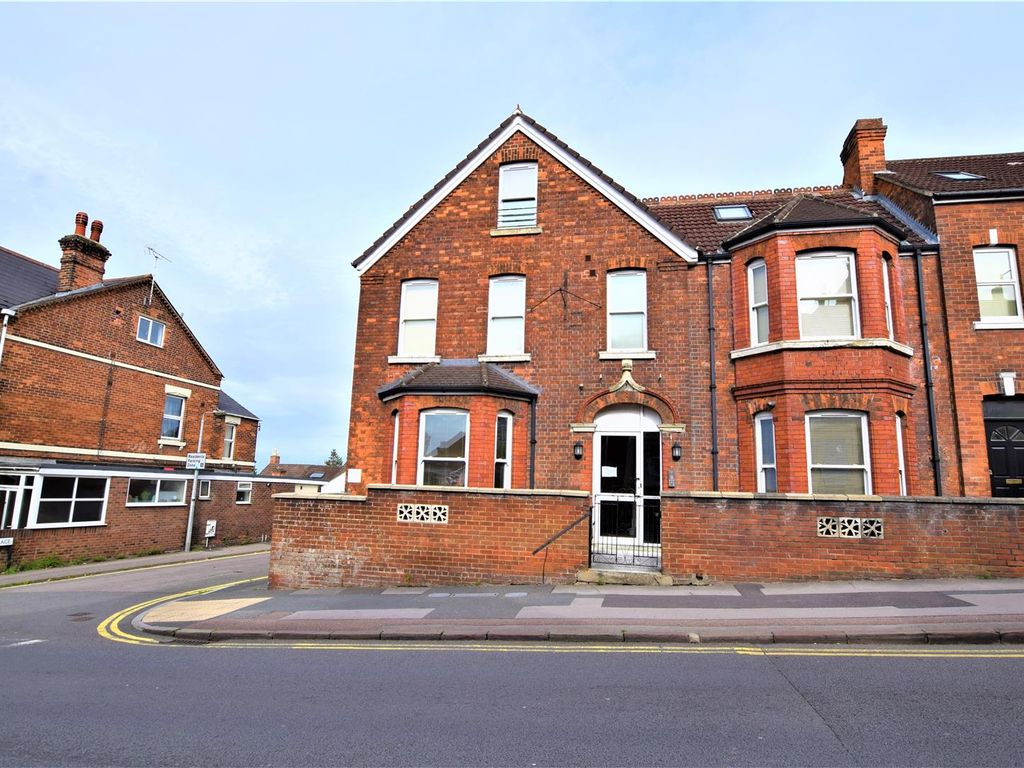 1 bed flat to rent in Victoria Road, Swindon SN1 Zoopla