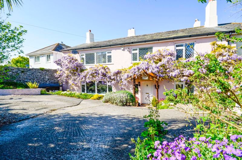 5 bed semidetached house for sale in Upton Manor Road, Brixham TQ5