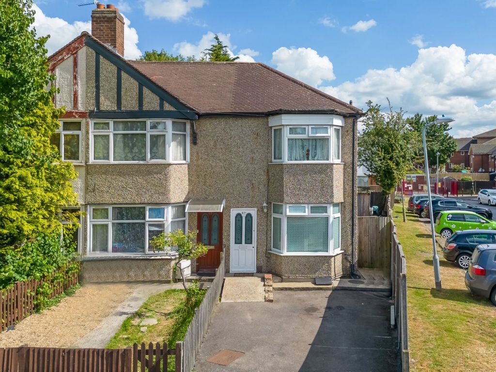 3 bed end terrace house for sale in Haslemere Avenue, Mitcham CR4 Zoopla