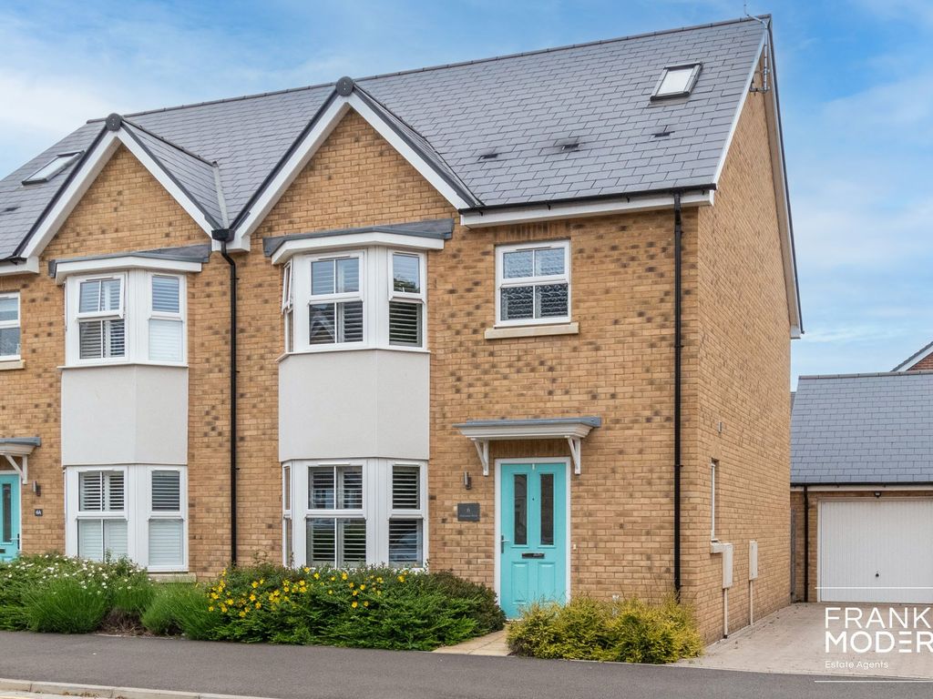 4 bed semidetached house for sale in Aldermans Drive, Peterborough PE3, £400,000 Zoopla