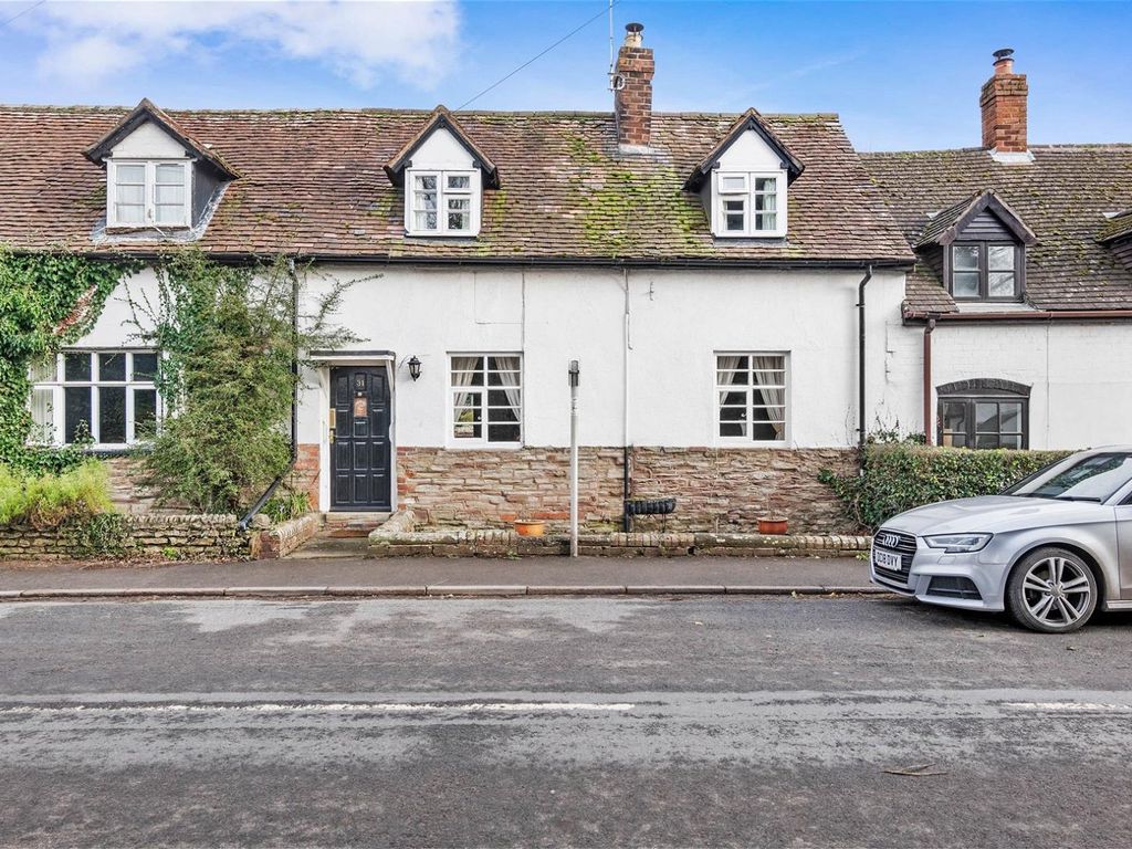 2 bed cottage for sale in The Village, CliftonOnTeme, Worcestershire