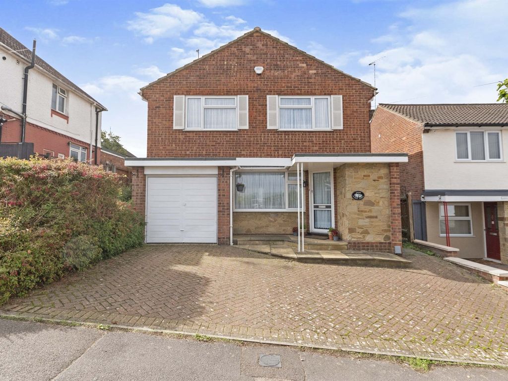 Audley Place, Somerset Avenue, Luton LU2  