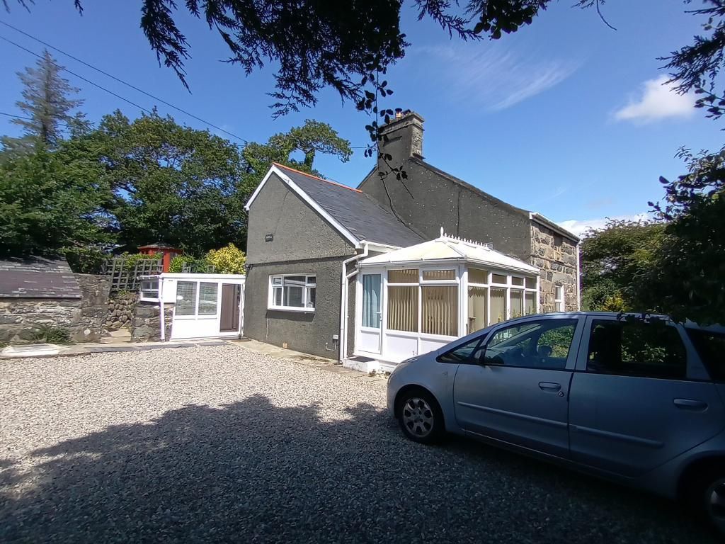 3 bed detached house for sale in Llanystumdwy, Criccieth, Gwynedd LL52