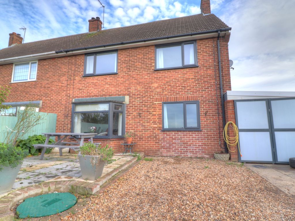 4 bed semidetached house for sale in Crown Avenue, Holbeach St. Marks