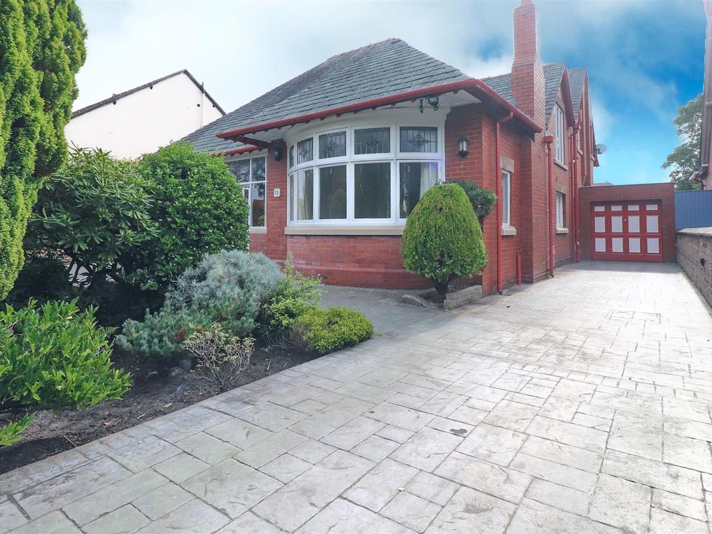 4 bed detached house for sale in Brocklebank Road, Southport PR9, £