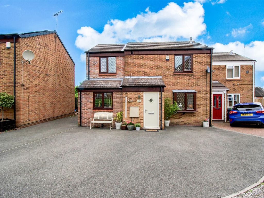 4 bed semidetached house for sale in The Spinney, Ripley DE5 Zoopla