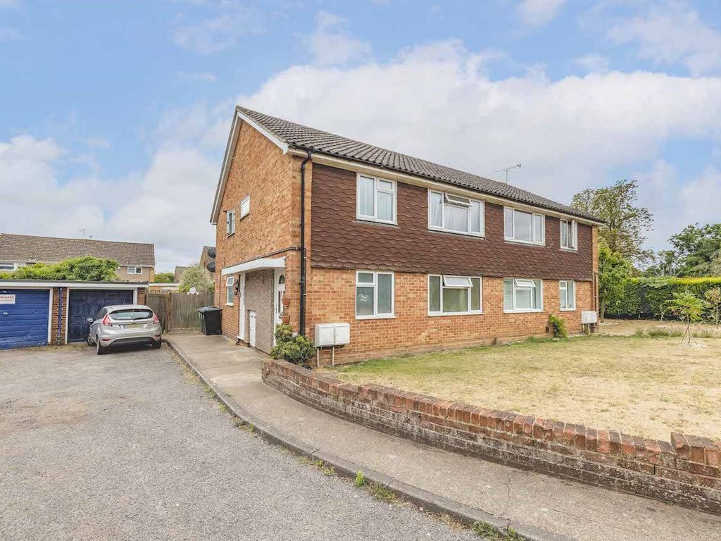 2 bed property for sale in Hitcham Road, Taplow SL6 Zoopla