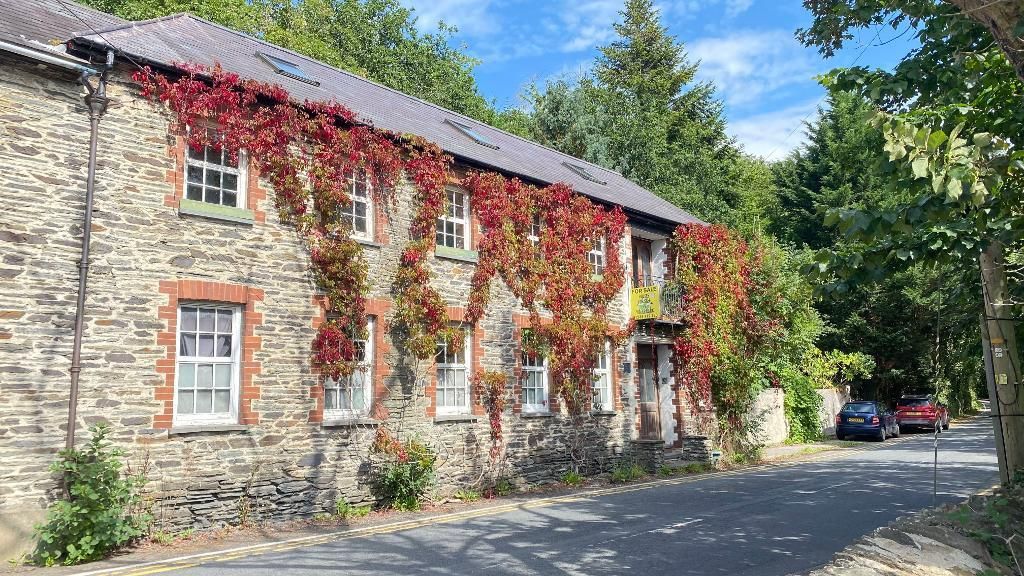 3 bed semidetached house for sale in Ardwyn Terrace, Adpar, Newcastle