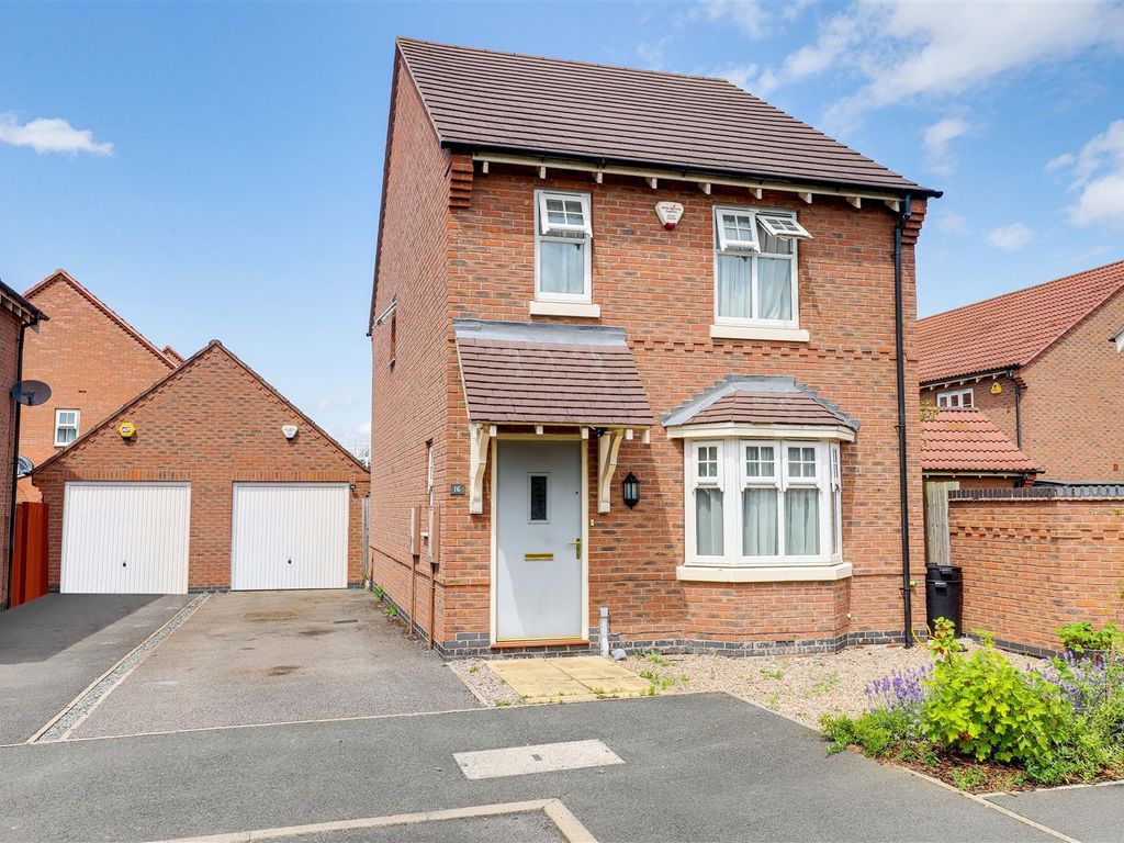 3 bed detached house for sale in Springfield Avenue, Long Eaton
