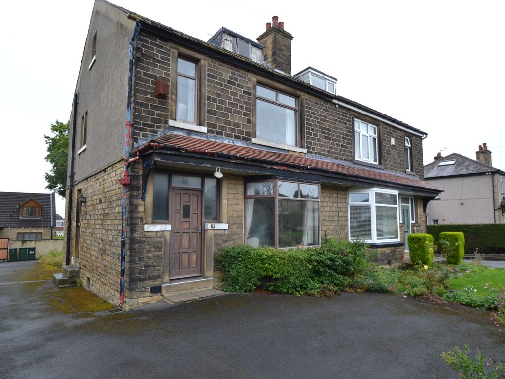 4 bed semidetached house for sale in Moorside Road, Eccleshill
