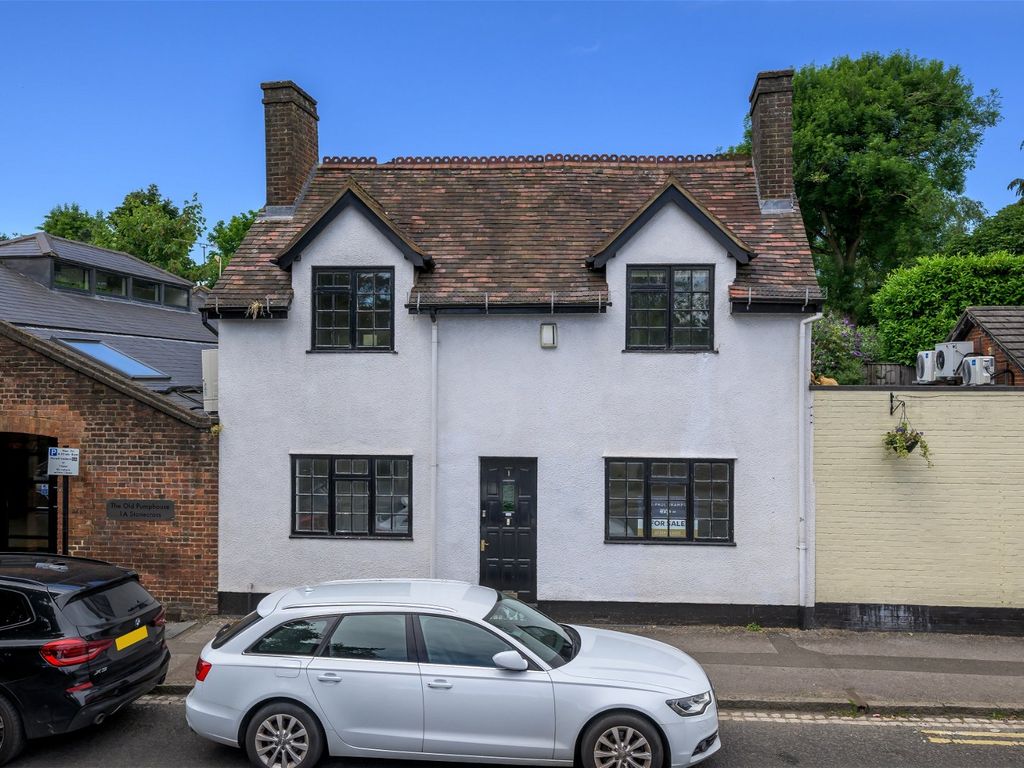 3 bed terraced house for sale in Stonecross, St. Albans, Hertfordshire