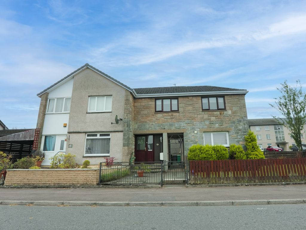 2 bed flat for sale in Main Street, Kelty KY4, £79,500 Zoopla