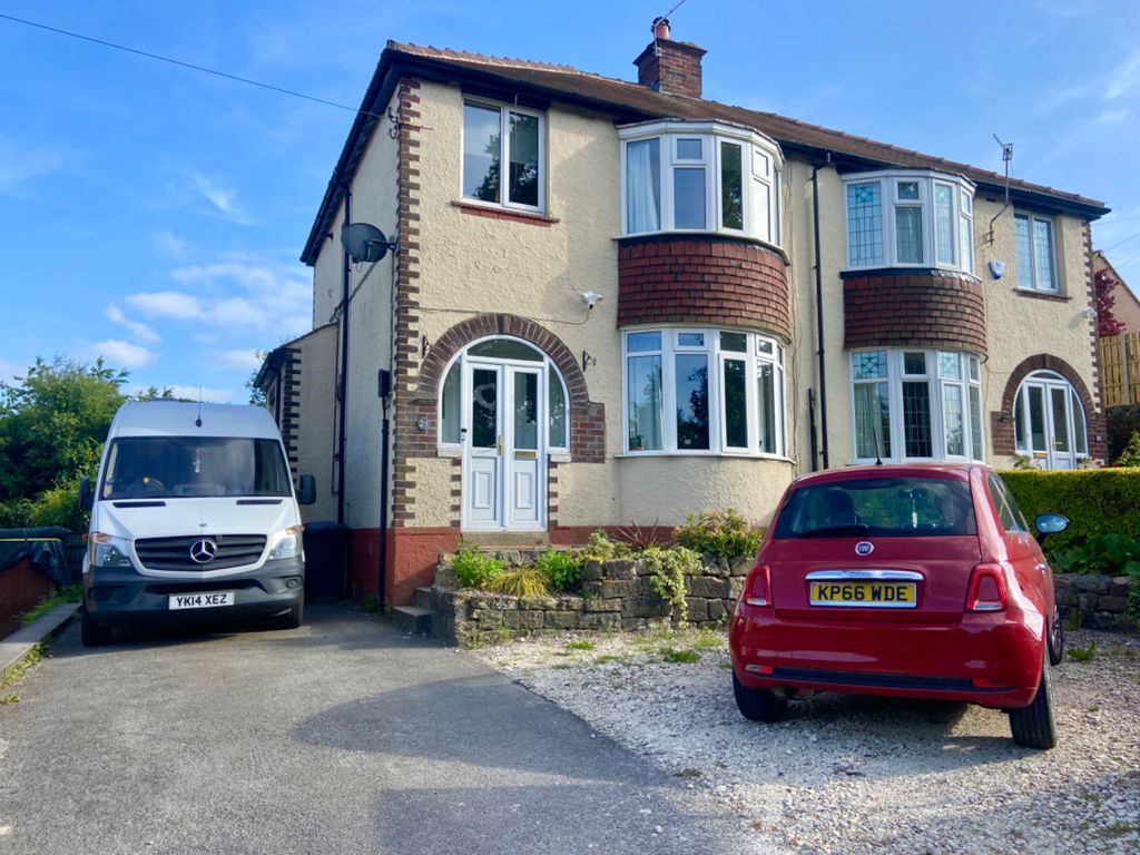 3 bed semidetached house for sale in Park Drive, Stocksbridge