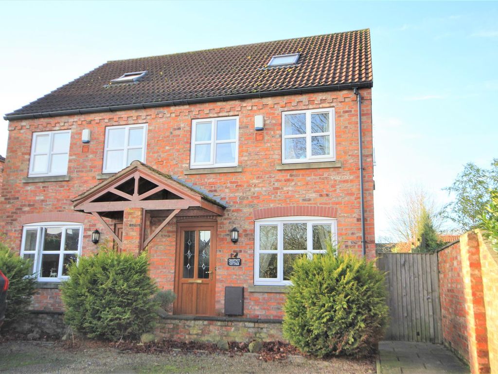 3 bed semidetached house to rent in Main Street, Newton On Derwent