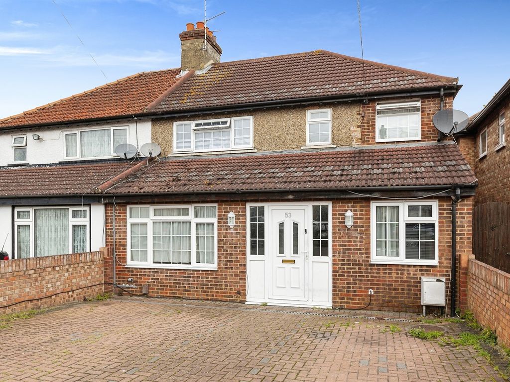 5 bed semidetached house for sale in Warrington Avenue, Slough SL1, £