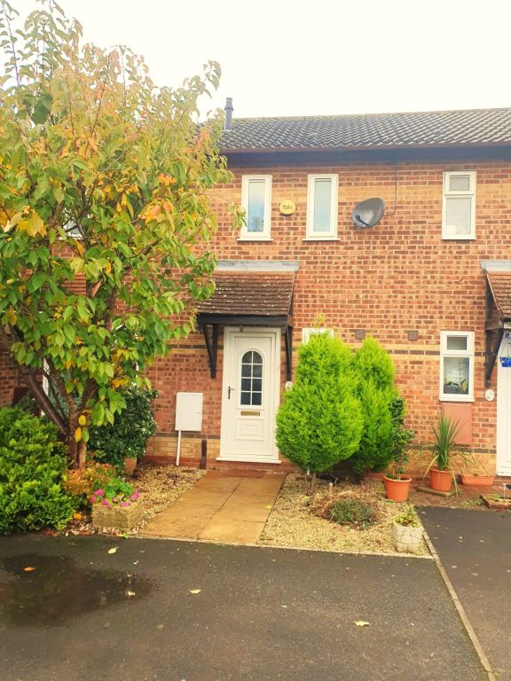 1 bed terraced house to rent in Heather Road, Bicester, Oxfordshire