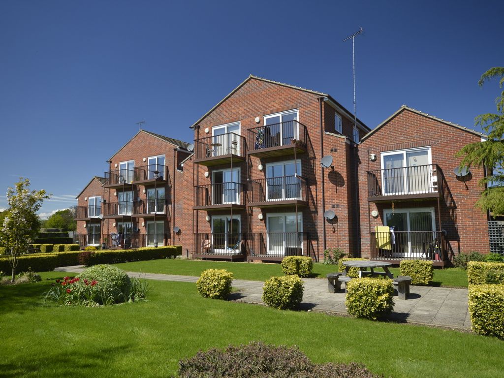 2 bed flat to rent in Fen View Court, Cambridge CB4 Zoopla