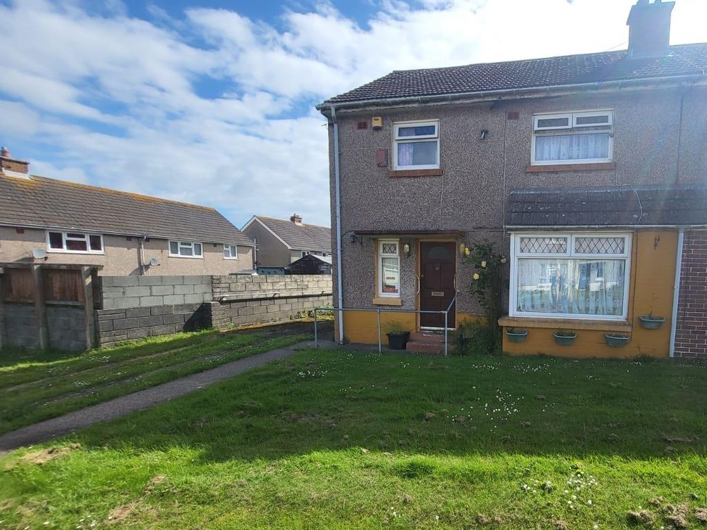 3 bed end terrace house for sale in Woodbine Way, Hakin, Milford Haven