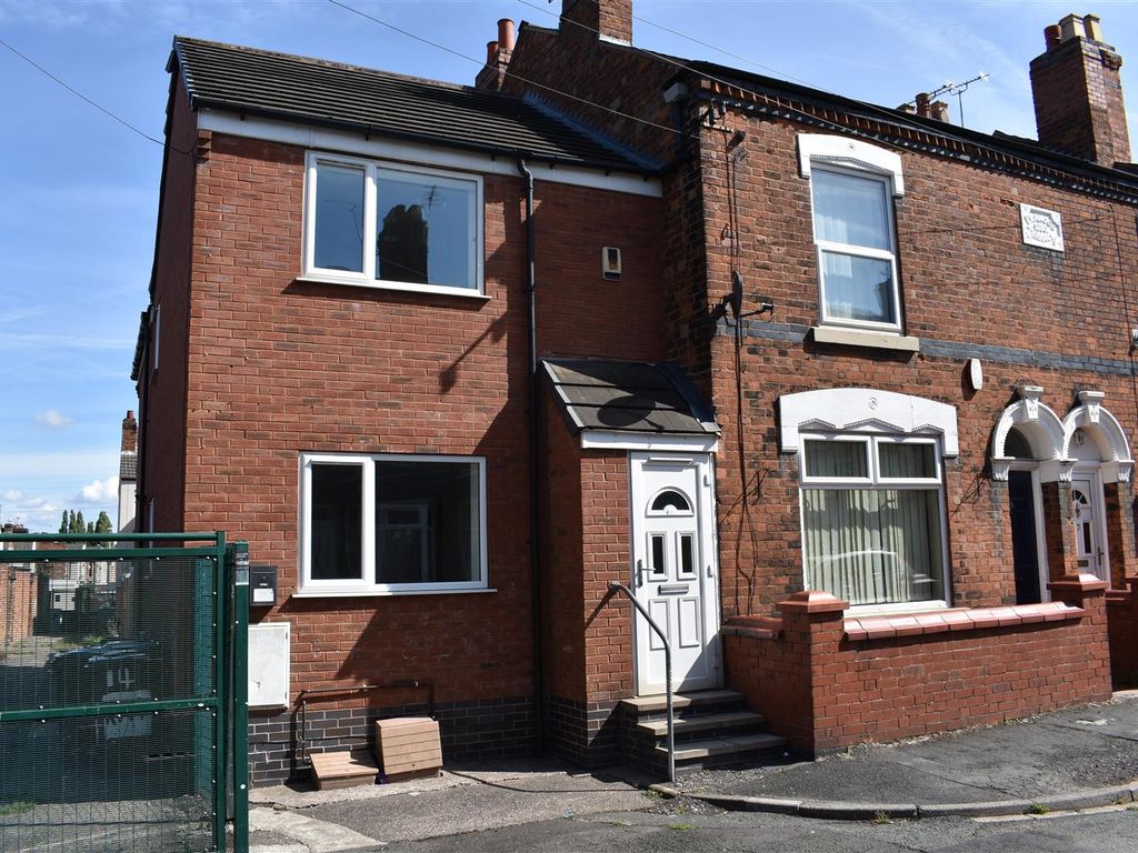1 bed flat to rent in Elizabeth Street, Crewe CW1, £475 pcm Zoopla