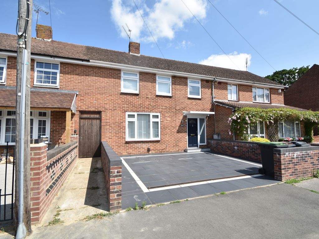 3 bed terraced house for sale in Tichborne Grove, Havant PO9 Zoopla