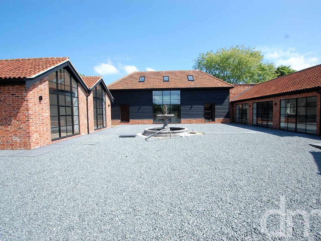 4 bed detached house for sale in Maldon Road, Tiptree, Colchester CO5