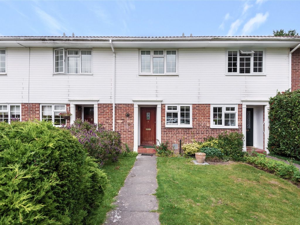2 bed terraced house for sale in Guildford, Surrey GU2, £350,000 Zoopla