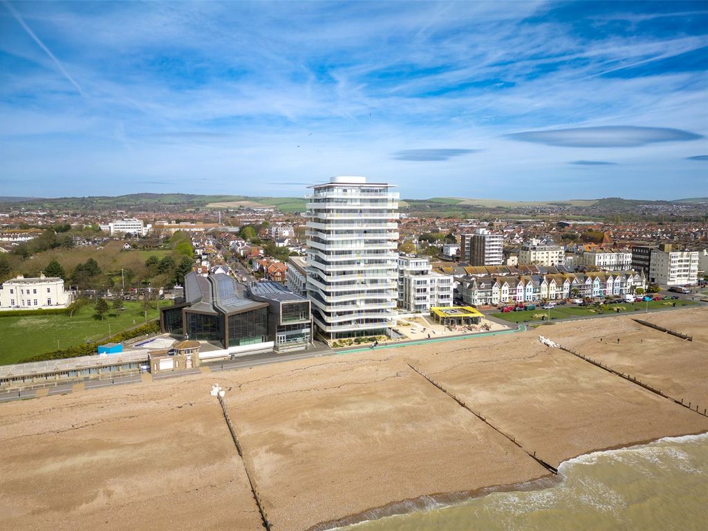 2 bed flat for sale in Brighton Road, Worthing, West Sussex BN11, £