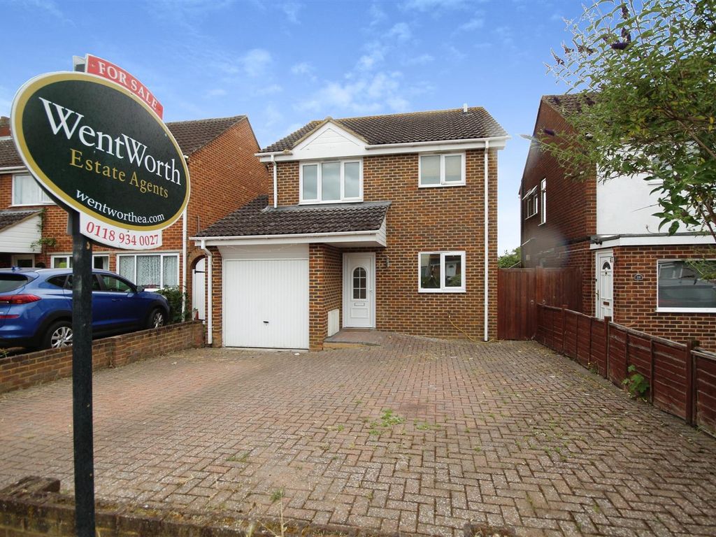 3 bed detached house for sale in Hilltop Road, Twyford, Reading RG10