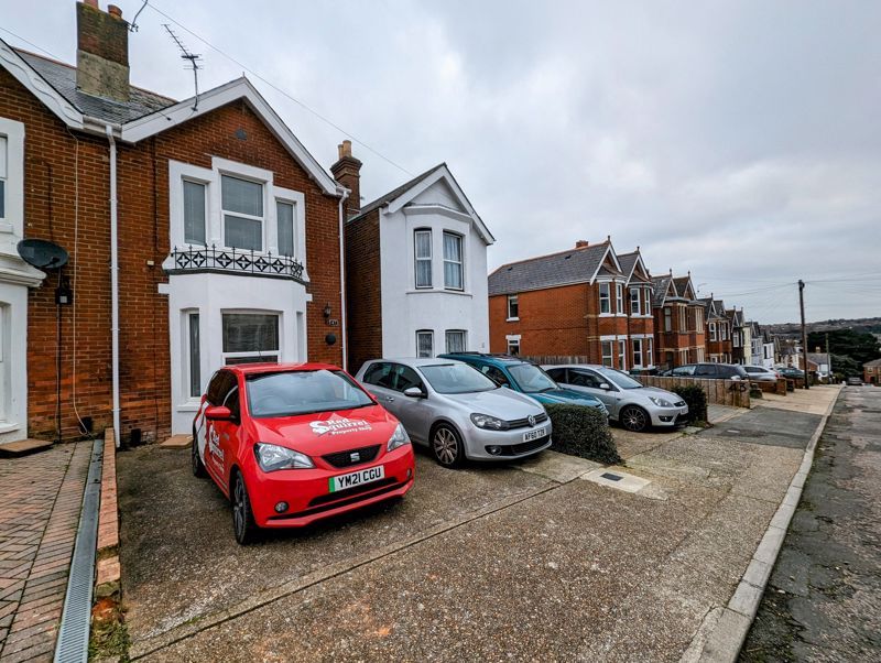 4 bed semidetached house for sale in Stephenson Road, Cowes PO31, £