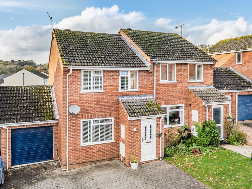 3 bed semidetached house for sale in Hawthorn Drive, Woolbrook, Sidmouth, Devon EX10, £325,000