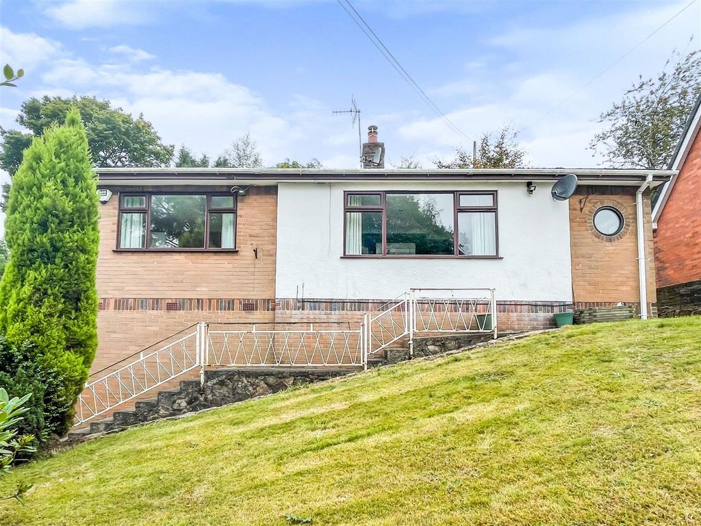 2 bed detached bungalow for sale in Wood Road, Endon ST9 Zoopla