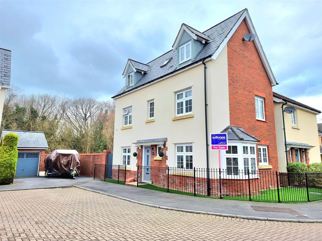4 bed detached house for sale in Ffordd Watkins, Birchgrove, Swansea