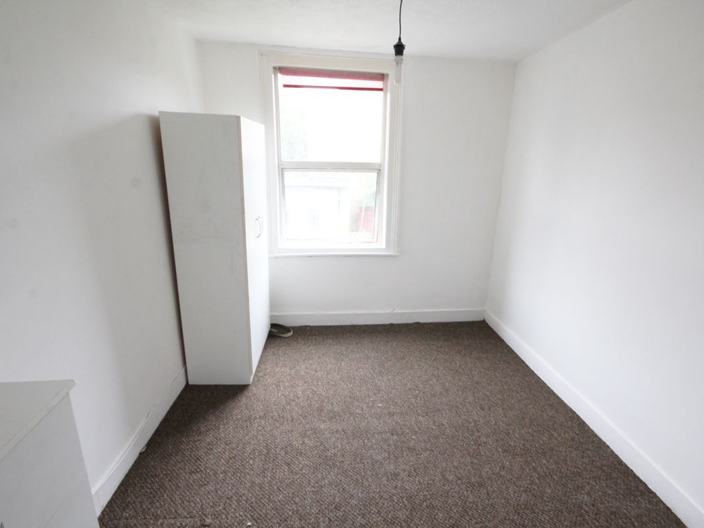 1 bed flat to rent in Cazenove Road, Walthamstow E17 Zoopla