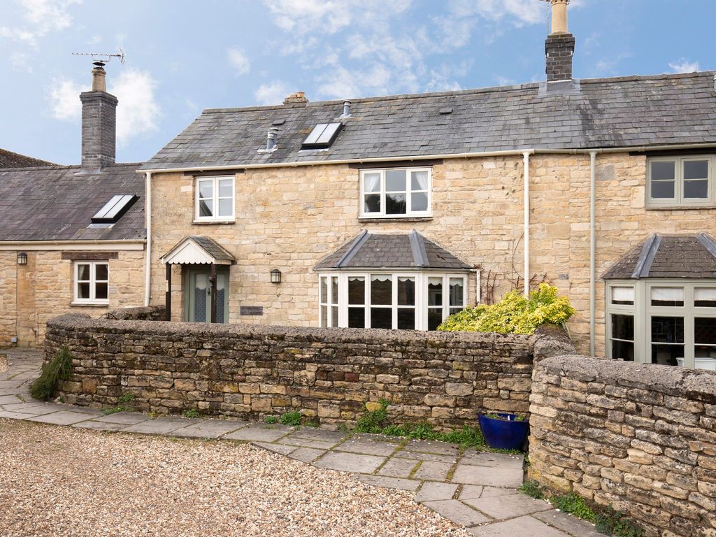 2 bed detached house to rent in High Street, MiltonUnderWychwood OX7