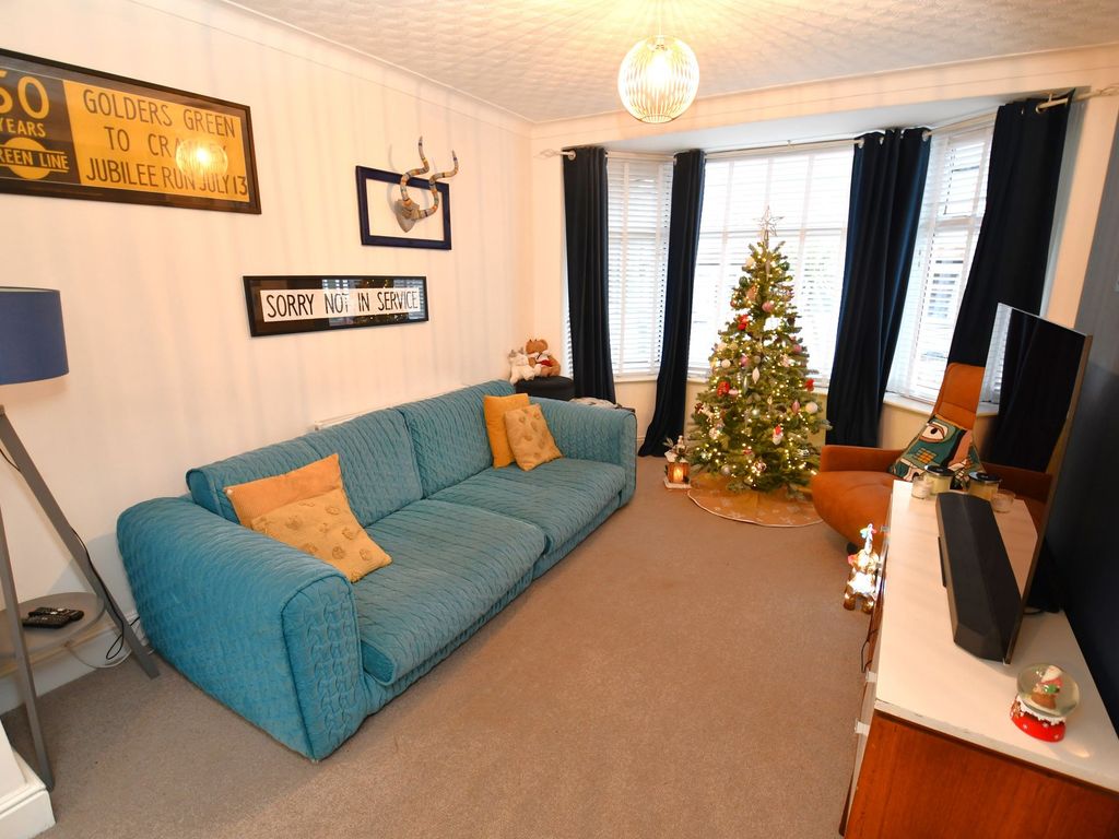 3 bed terraced house for sale in Winchester Road, Salford M6, £220,000
