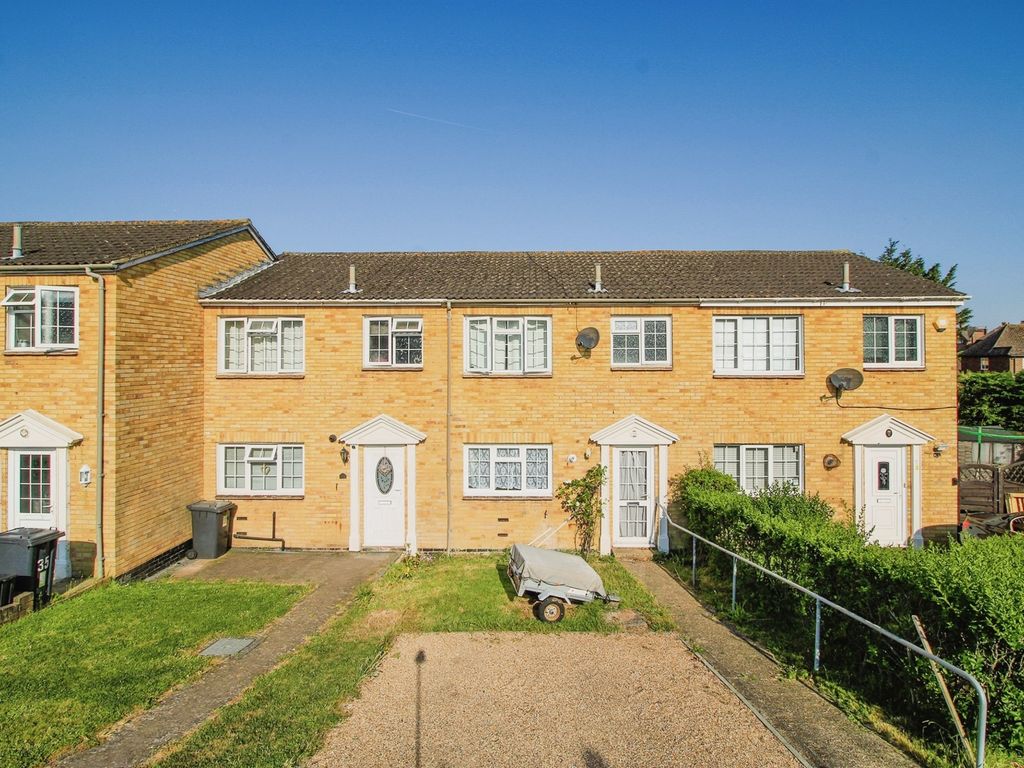 3 bed terraced house for sale in Oaktree Way, Hailsham BN27 Zoopla