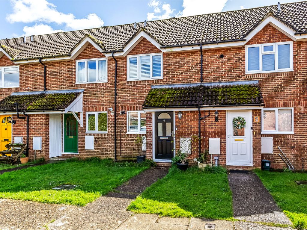 2 bed terraced house for sale in Paddock Close, Beare Green, Dorking