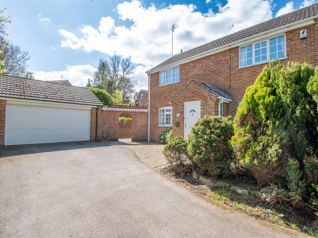 4 bed detached house for sale in Old Hartshay Hill, Ripley DE5 Zoopla