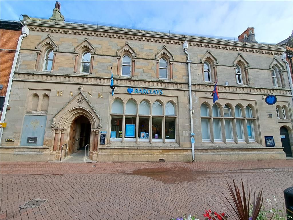 Retail premises to let in 11 Churchyardside, Nantwich, Cheshire CW5