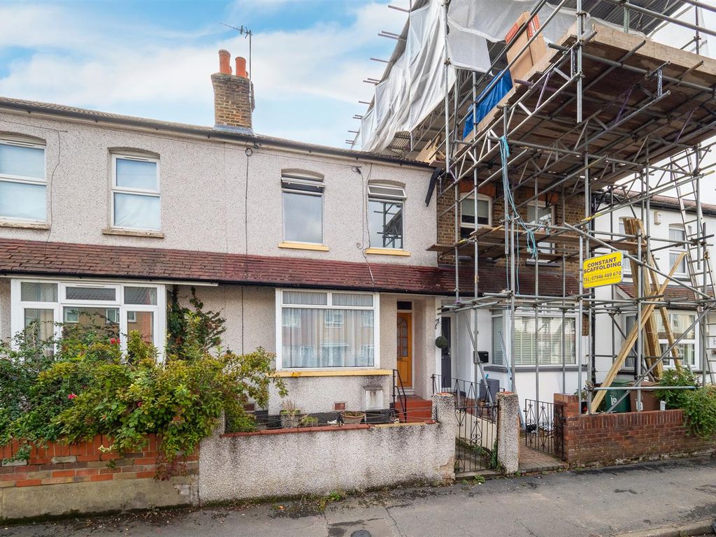 2 bed terraced house for sale in Frederick Road, Cheam, Sutton SM1 Zoopla