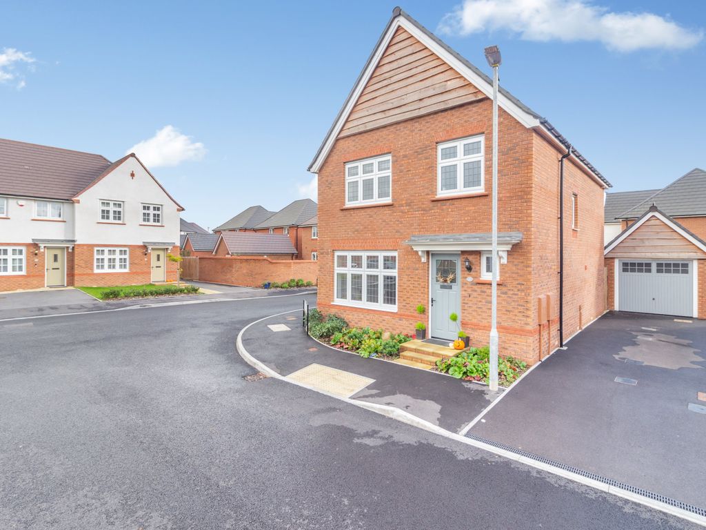 3 bed detached house for sale in Lave Way, Sudbrook, Caldicot