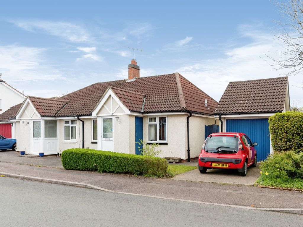 2 bed semidetached bungalow for sale in Whitechurch Gardens