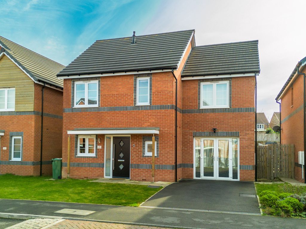 3 bed detached house for sale in Conqueror Way, Pontefract WF8, £