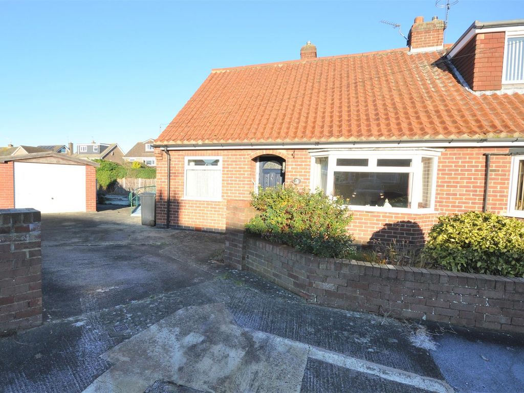 2 bed semidetached bungalow for sale in Broome Way, Huntington, York