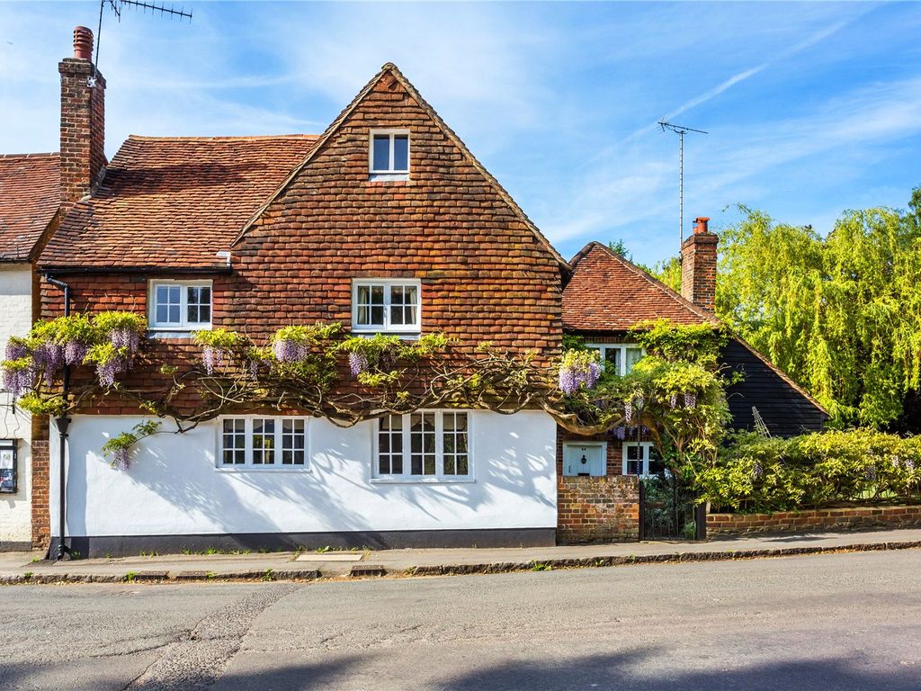 3 bed semidetached house for sale in The Street, Puttenham, Guildford